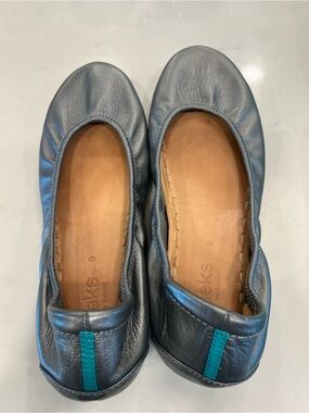 Tieks Shoes Size 9